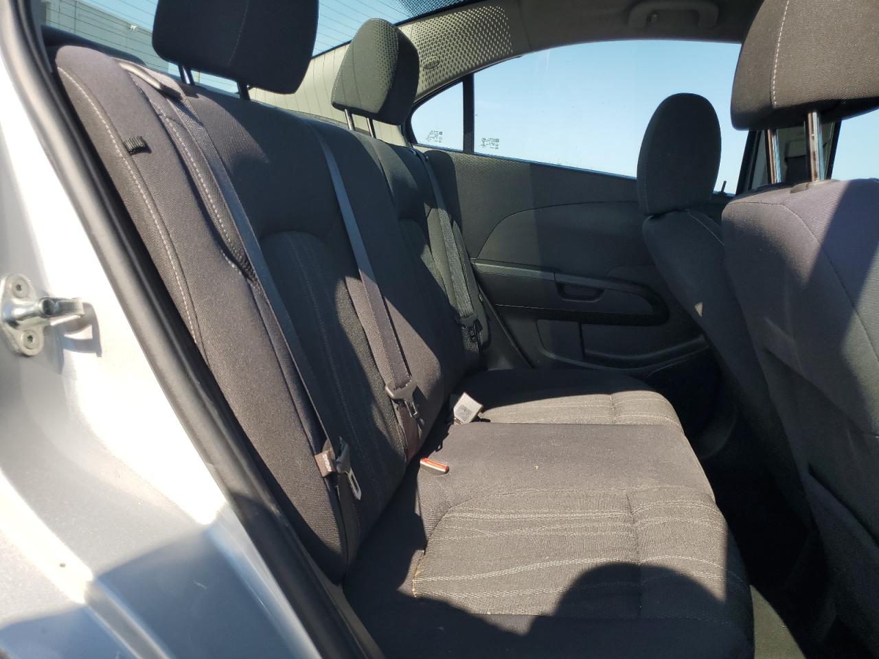 2018 Chevrolet Sonic Lt VIN: 1G1JD5SH2J4136612 Lot: 81557155