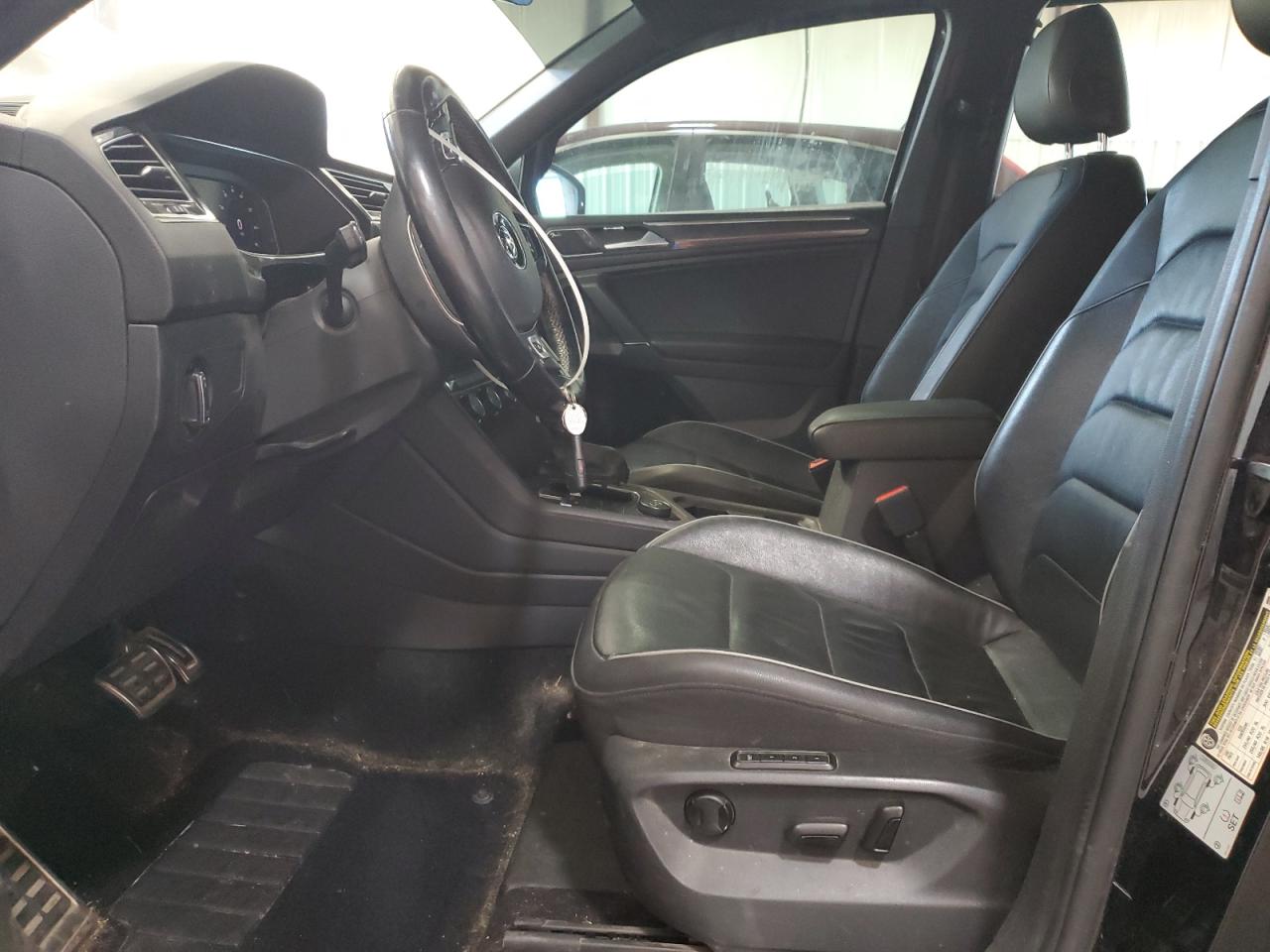 2020 Volkswagen Tiguan Sel Premium R-Line VIN: 3VV4B7AX3LM067419 Lot: 70813955