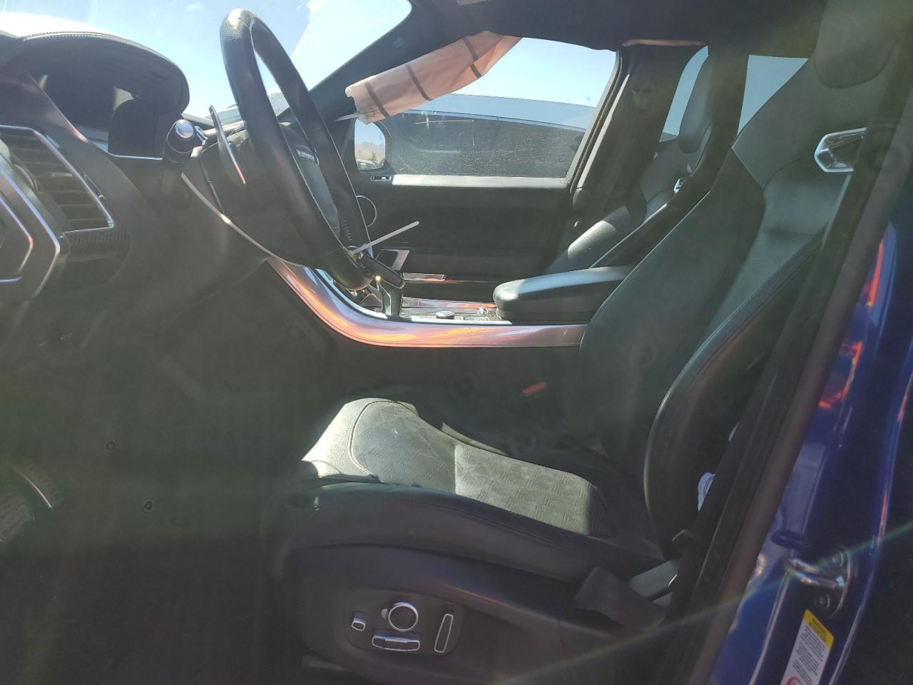 2020 Land Rover Range Rover Sport Svr VIN: SALWZ2RE2LA881768 Lot: 82086095