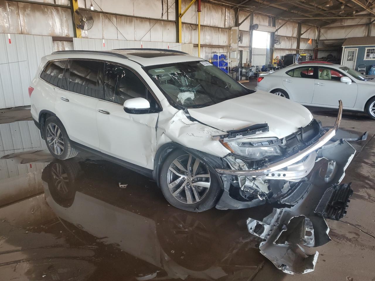 2018 Honda Pilot Elite VIN: 5FNYF6H00JB055981 Lot: 83758655