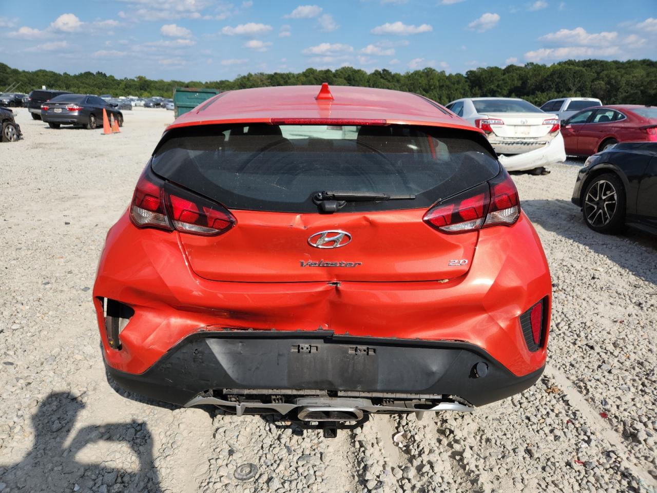 2020 Hyundai Veloster Base VIN: KMHTG6AF1LU031975 Lot: 80393425