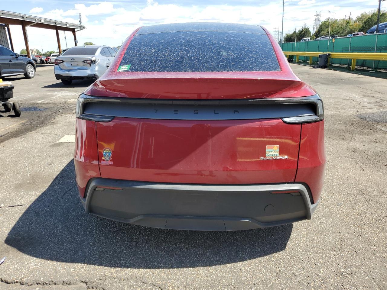 2026 Tesla Model Y VIN: 7SAYGDEE1TF399455 Lot: 71884255