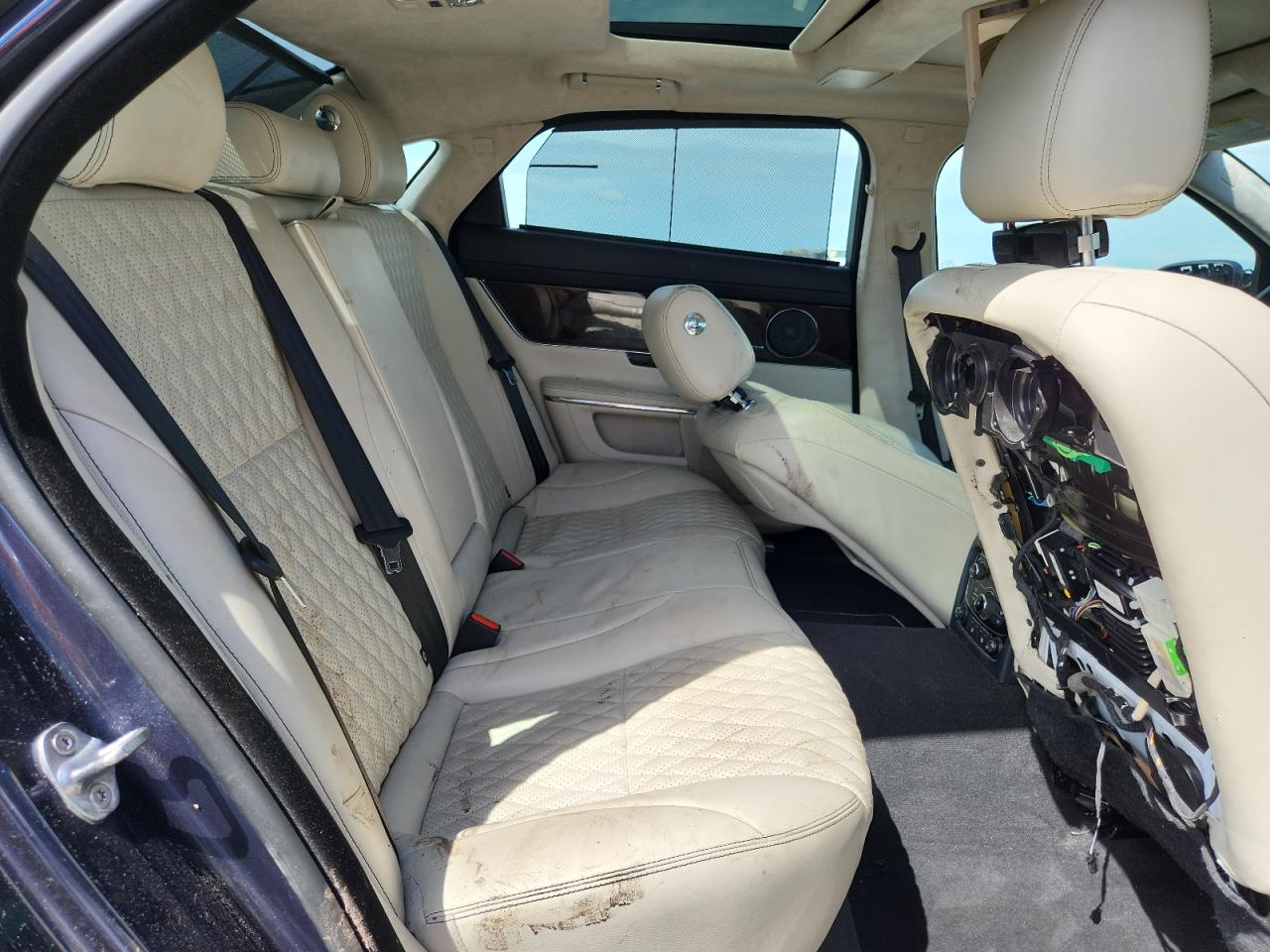 2019 Jaguar Xjl Portfolio VIN: SAJWA2G77K8W19562 Lot: 81605135