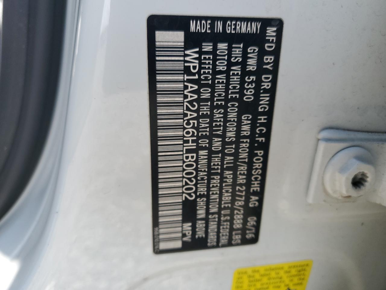 2017 Porsche Macan VIN: WP1AA2A56HLB00202 Lot: 81926445