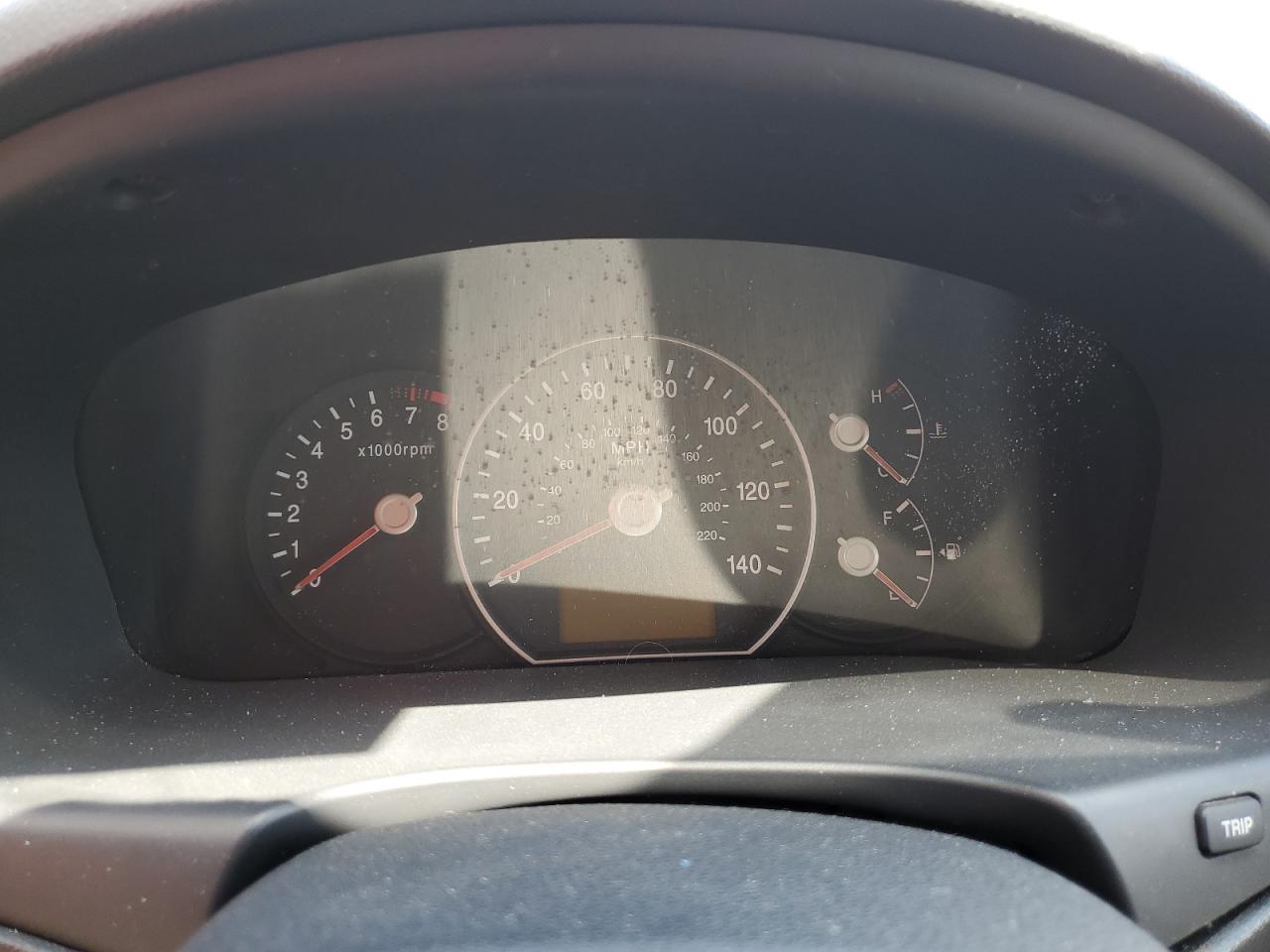 2009 Kia Rondo Base VIN: KNAFG528497255807 Lot: 72086015