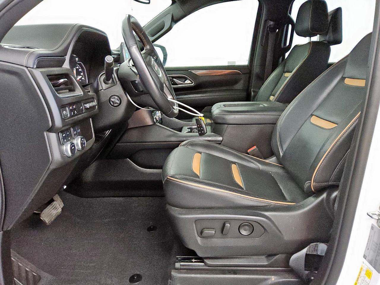 2021 GMC Yukon Xl K1500 At4 VIN: 1GKS2HKD2MR421998 Lot: 81274535