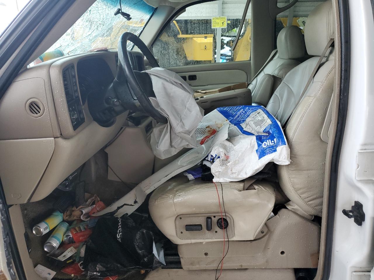 2002 GMC Yukon VIN: 1GKEK13Z22R143647 Lot: 81054885