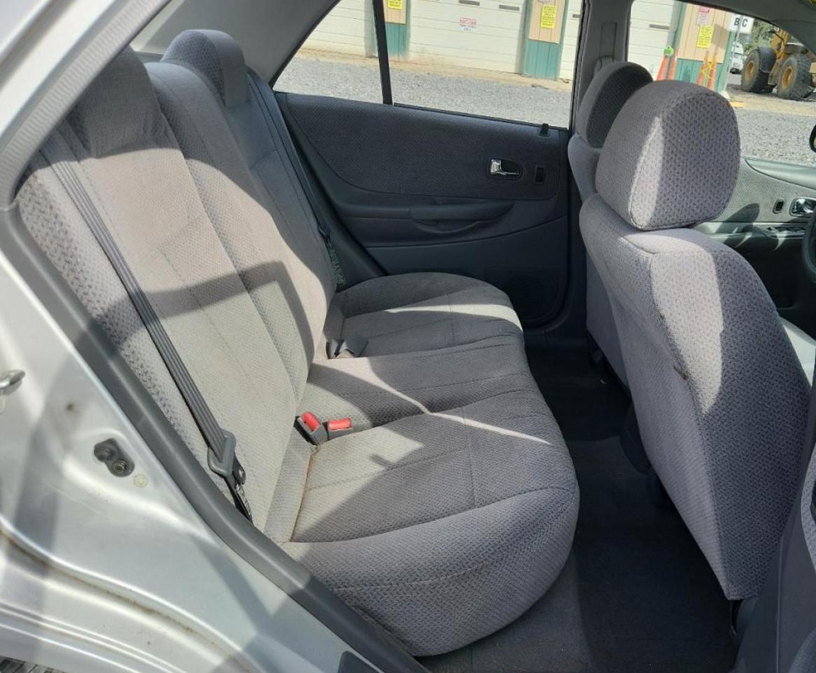 2000 Mazda Protege Dx VIN: JM1BJ2226Y0241394 Lot: 84044025