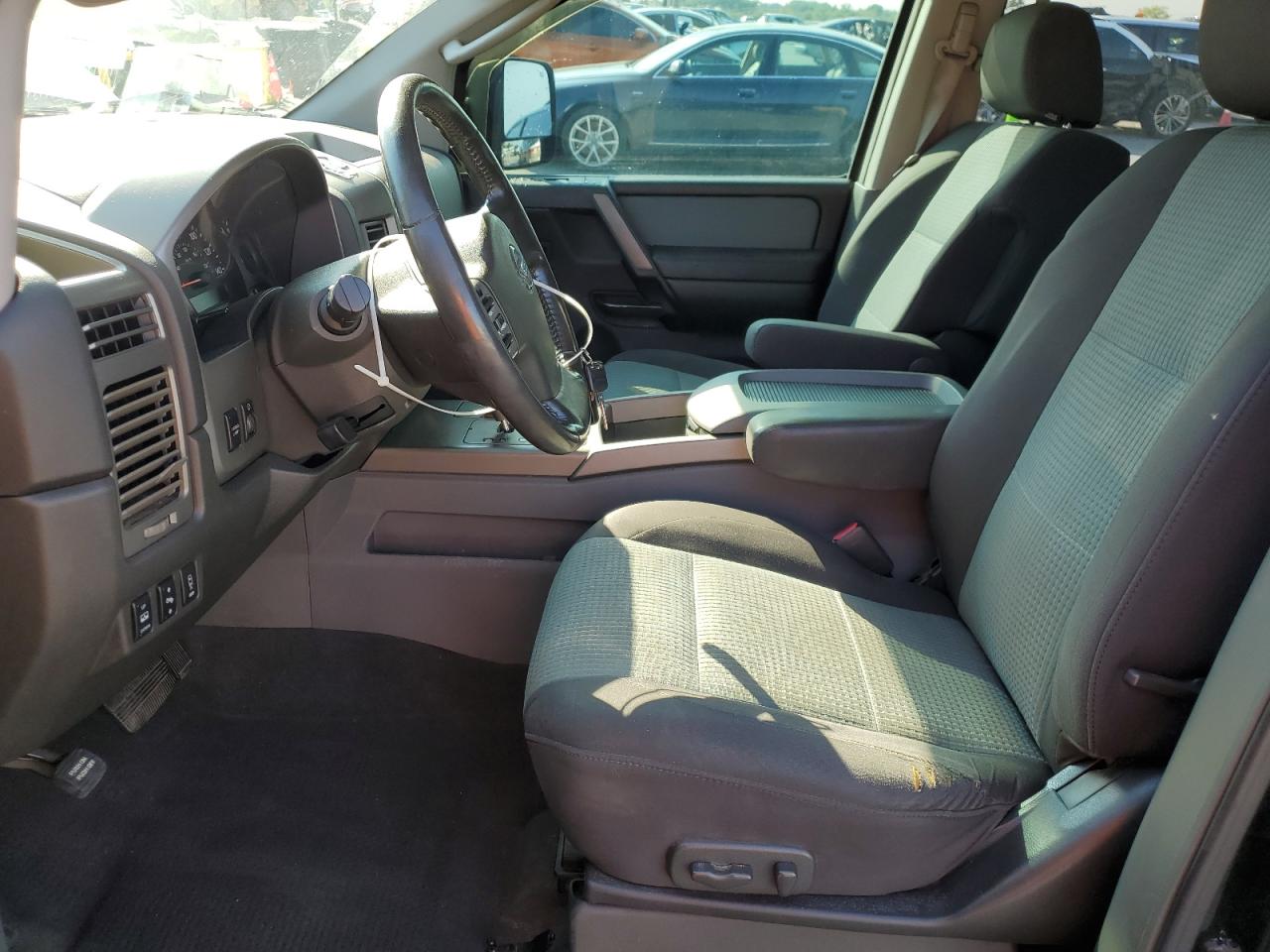 2005 Nissan Titan Xe VIN: 1N6BA07B75N569450 Lot: 80127665