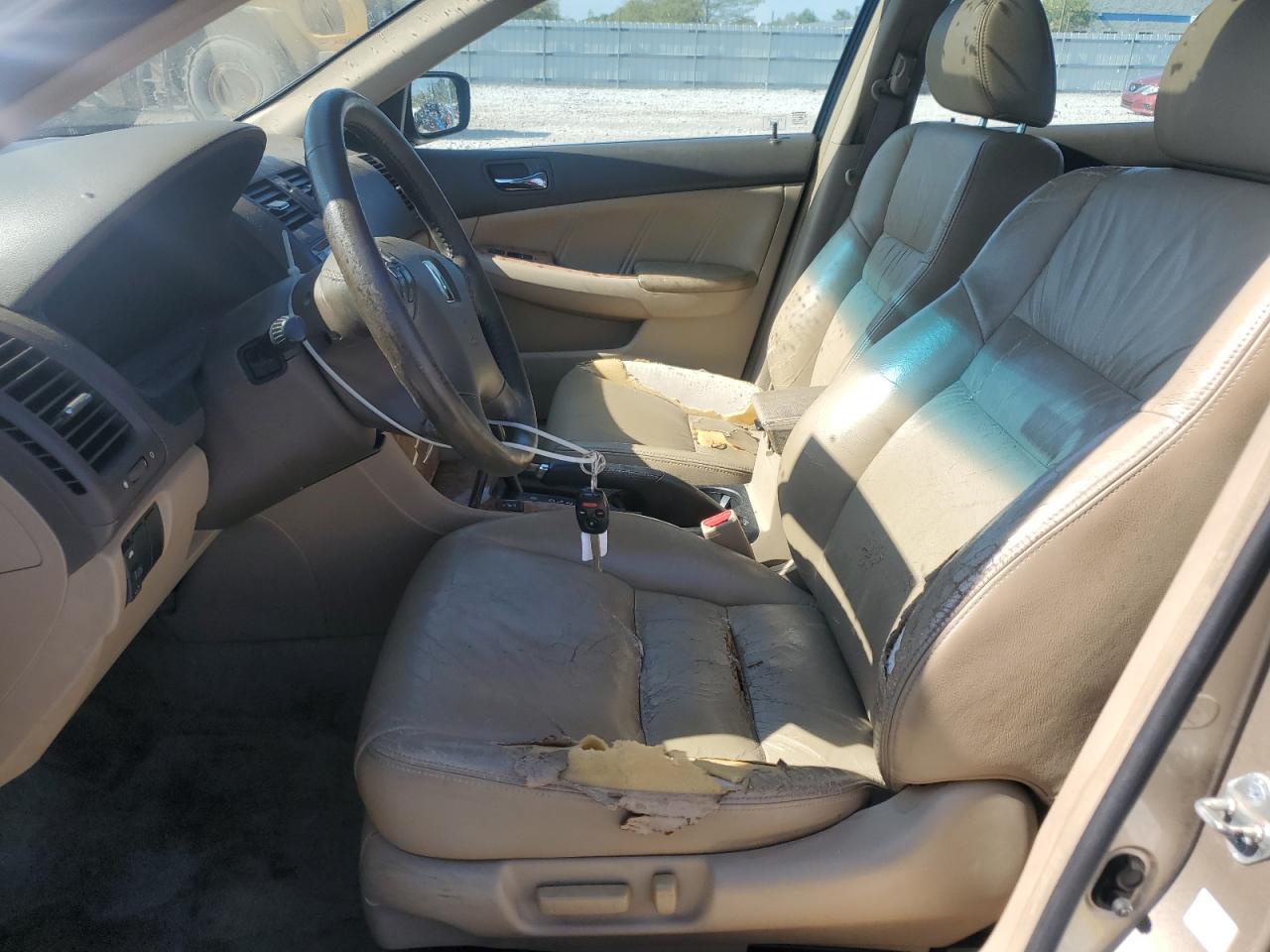 2004 Honda Accord Ex VIN: 1HGCM56874A097081 Lot: 84035775