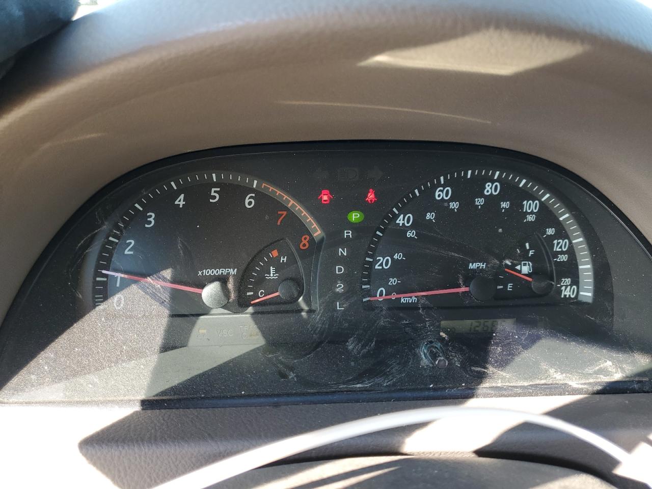 2002 Toyota Camry Le VIN: JTDBF30K120086139 Lot: 81682115