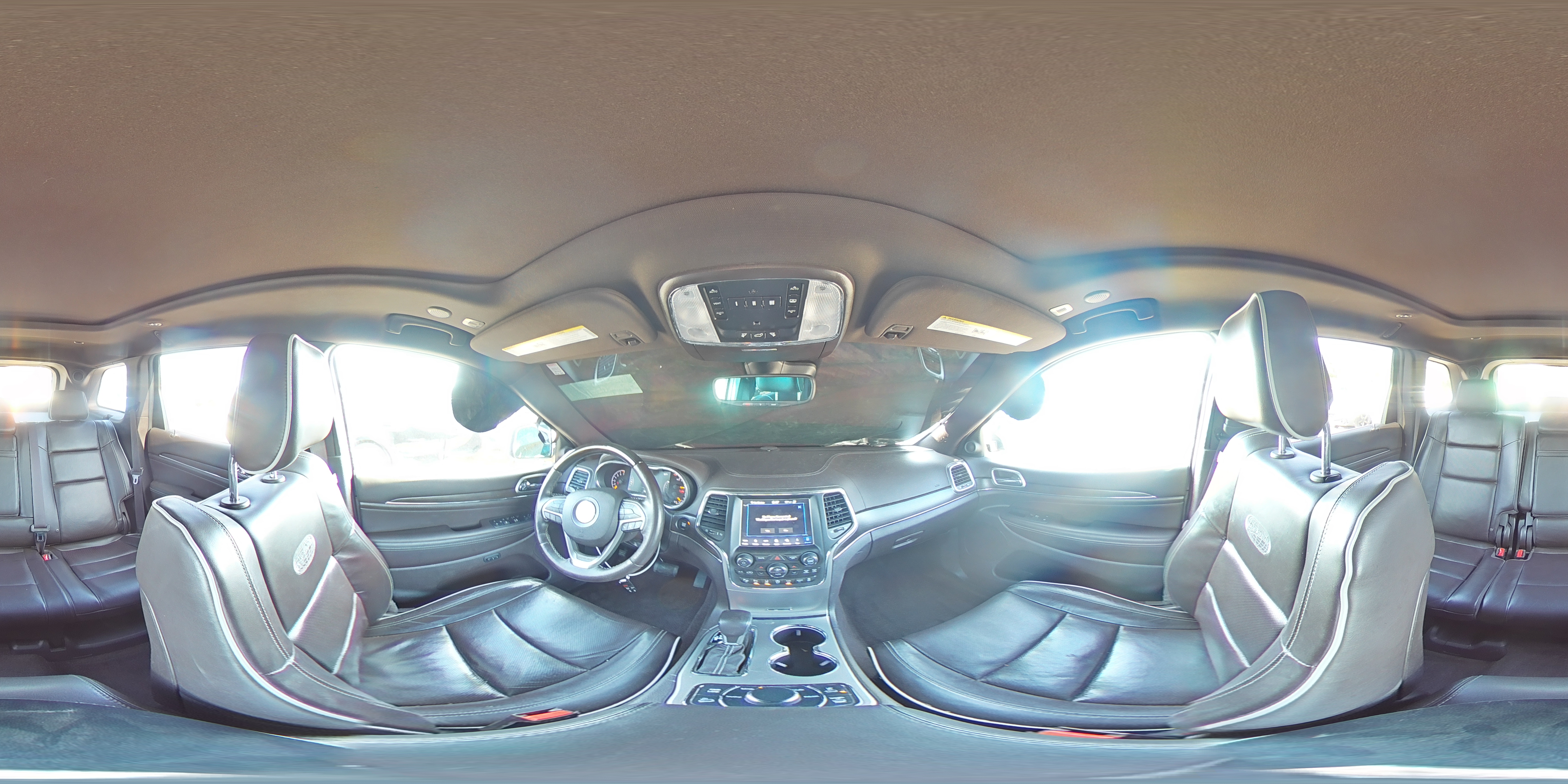 2018 Jeep Grand Cherokee Overland VIN: 1C4RJFCG5JC477622 Lot: 83885865