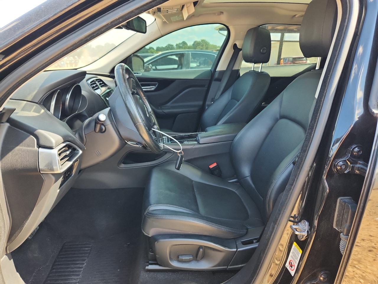 2017 Jaguar F-Pace Premium VIN: SADCJ2BV4HA097664 Lot: 84600975