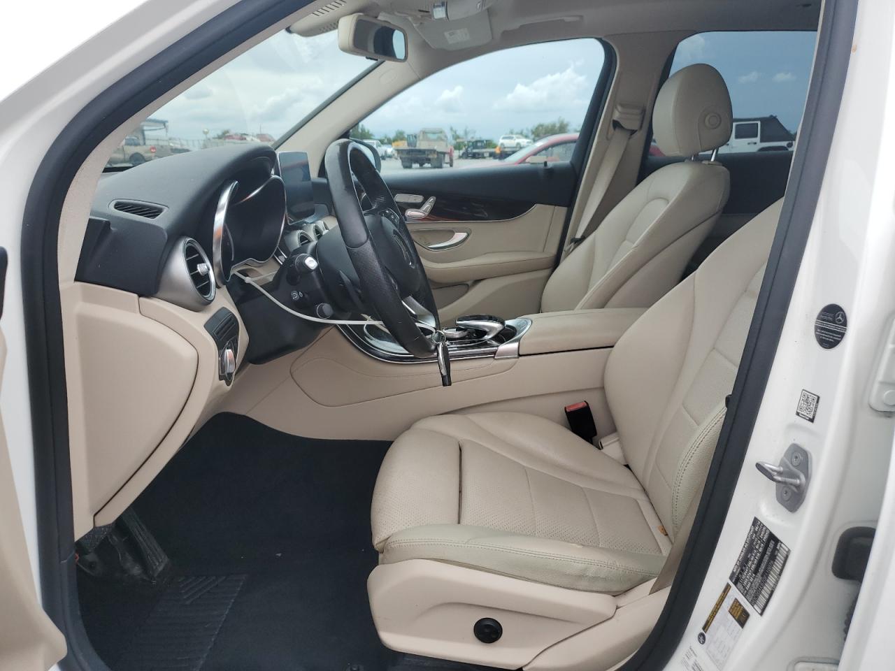 2016 Mercedes-Benz Glc 300 4Matic VIN: WDC0G4KB7GF110076 Lot: 82053185