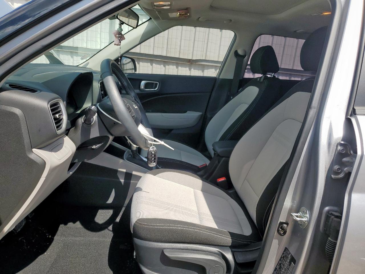 2024 Hyundai Venue Sel VIN: KMHRC8A31RU329720 Lot: 71304835