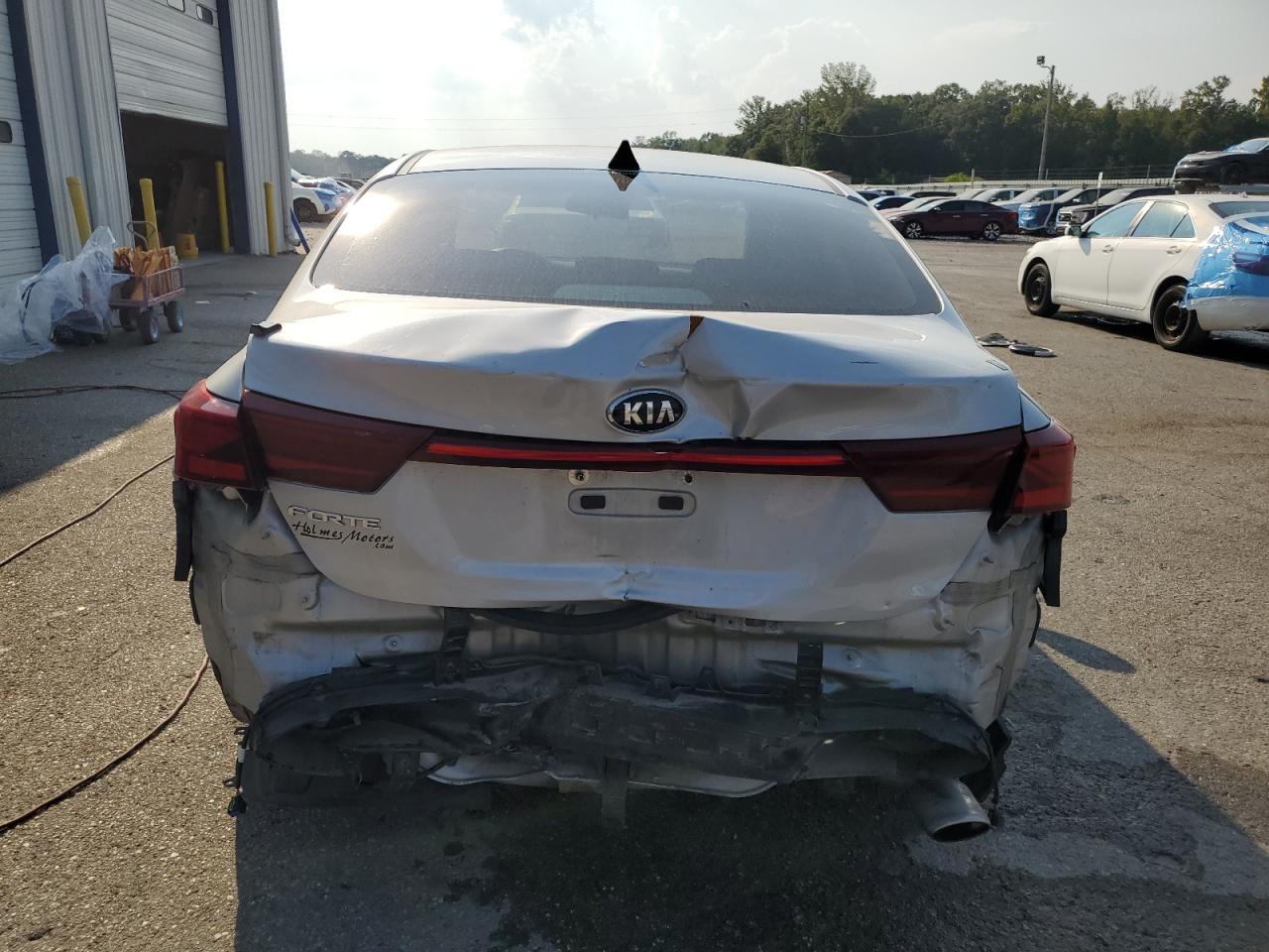 2021 Kia Forte Fe VIN: 3KPF24AD7ME352969 Lot: 81437585