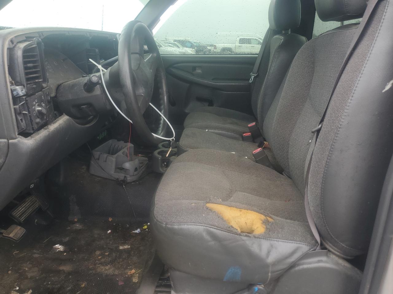 2004 Chevrolet Silverado C1500 VIN: 1GCEC14X84Z303877 Lot: 81728435