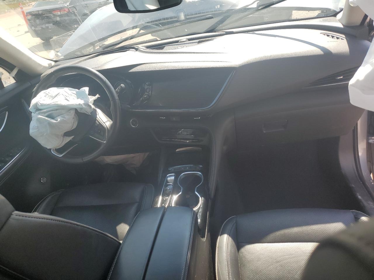 2021 Buick Envision Essence VIN: LRBFZNR40MD042037 Lot: 71194615