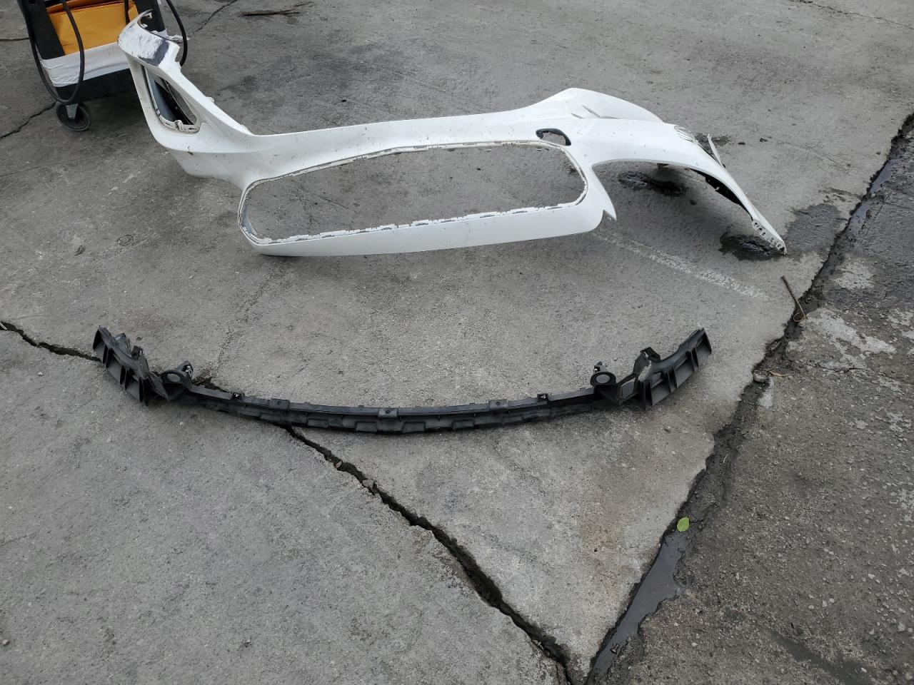 2018 Mercedes-Benz E 400 VIN: WDD1J6FB5JF021251 Lot: 80513215