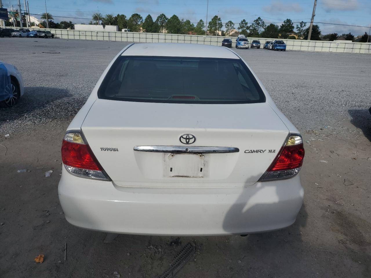 2005 Toyota Camry Le VIN: 4T1BE30K25U027113 Lot: 84289645