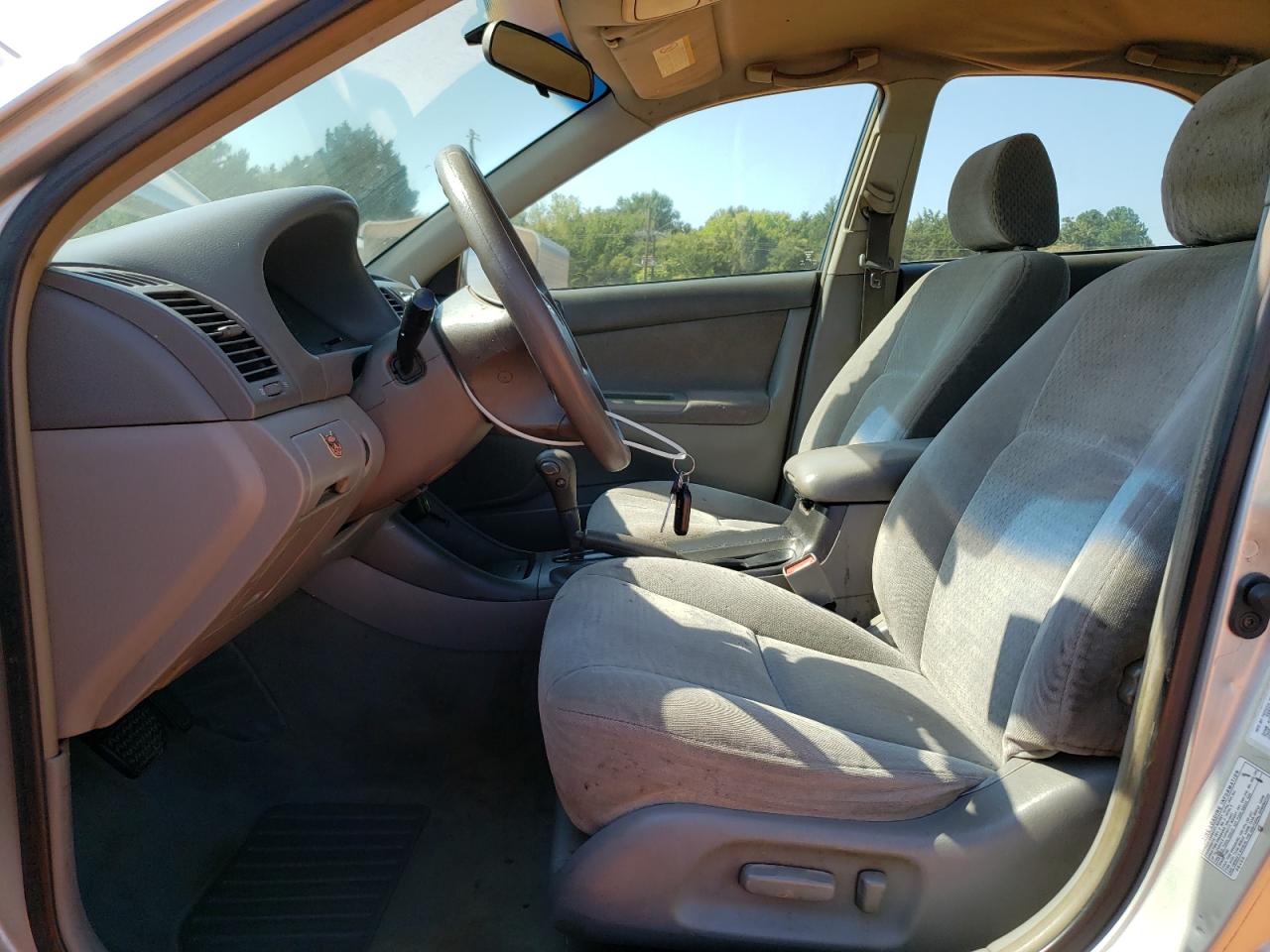 2003 Toyota Camry Le VIN: 4T1BE32K63U746598 Lot: 71235295