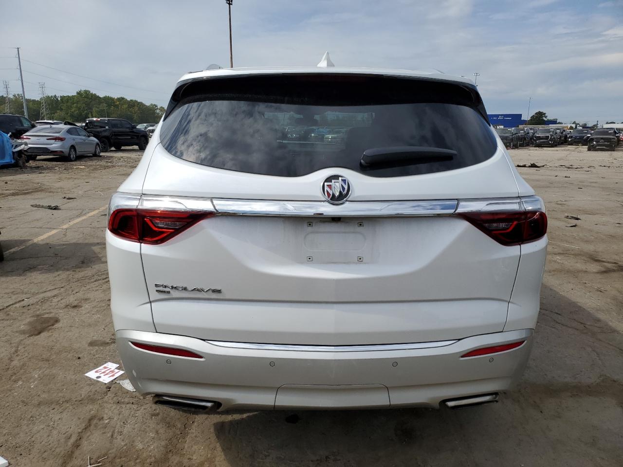 2024 Buick Enclave Essence VIN: 5GAEVAKW2RJ105954 Lot: 80132495