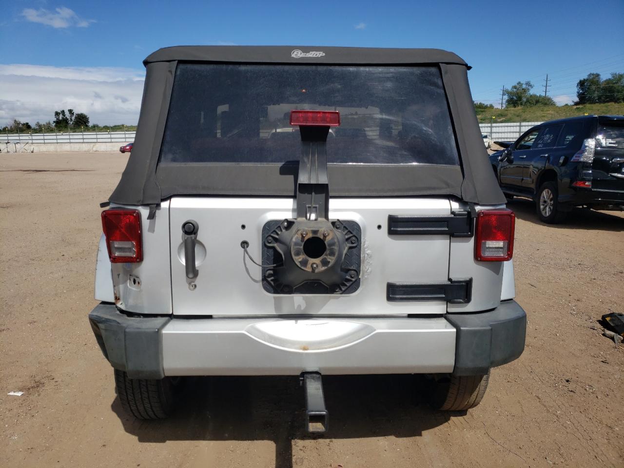 2008 Jeep Wrangler Sahara VIN: 1J4FA54108L566249 Lot: 81484025