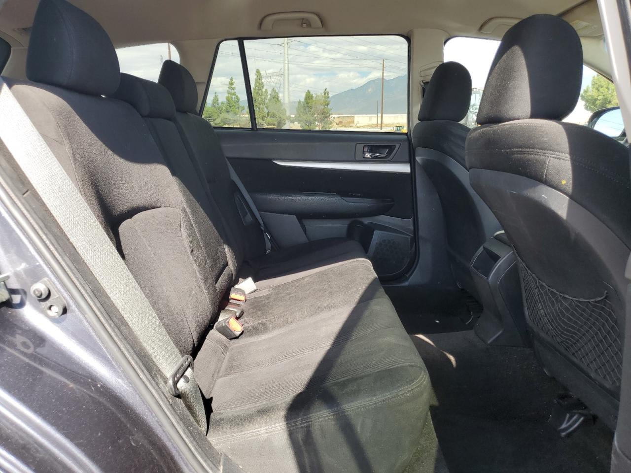 2014 Subaru Outback 2.5I Premium VIN: 4S4BRBCC0E3298986 Lot: 81322845