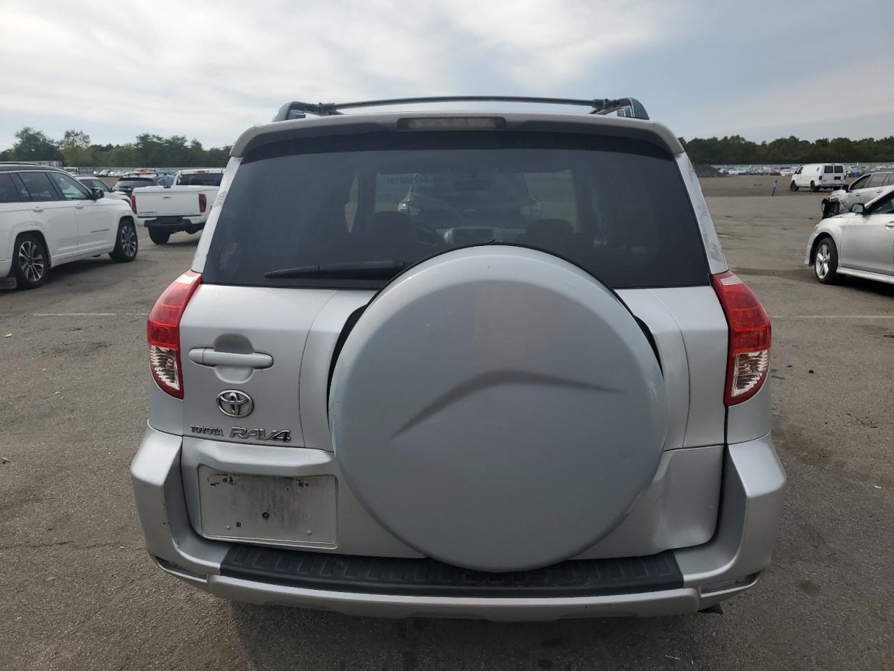 2008 Toyota Rav4 VIN: JTMBD33V886077567 Lot: 84710015