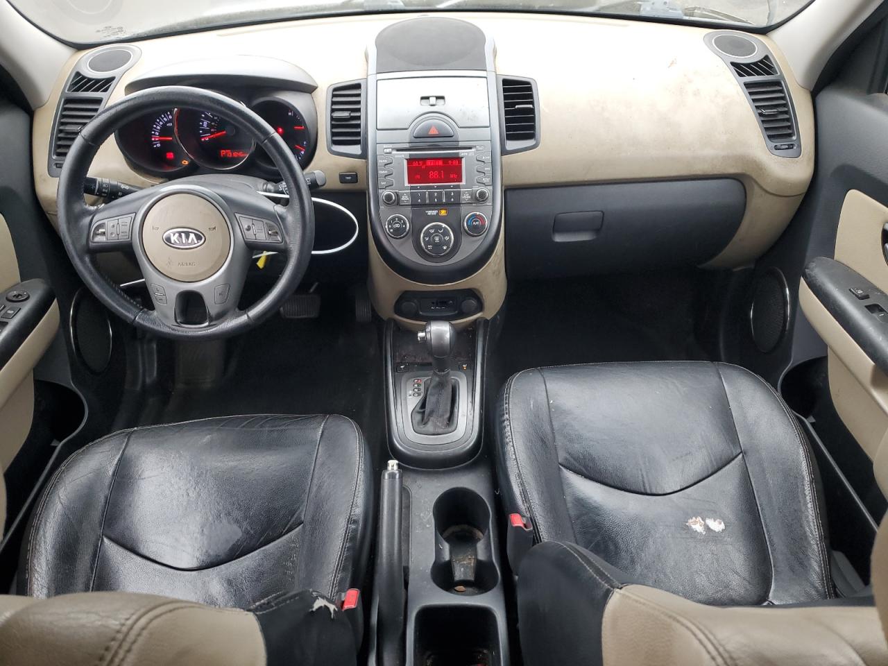 2011 Kia Soul + VIN: KNDJT2A27B7196682 Lot: 81835045