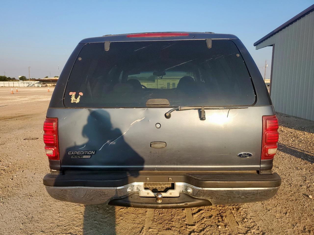 2000 Ford Expedition Xlt VIN: 1FMRU1563YLB35929 Lot: 81433945