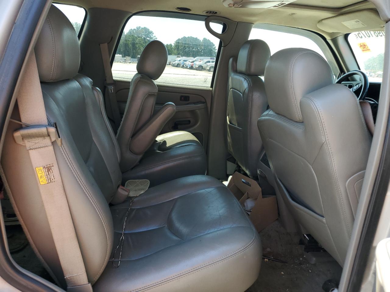 2006 Chevrolet Tahoe C1500 VIN: 1GNEC13T06J106404 Lot: 70981075