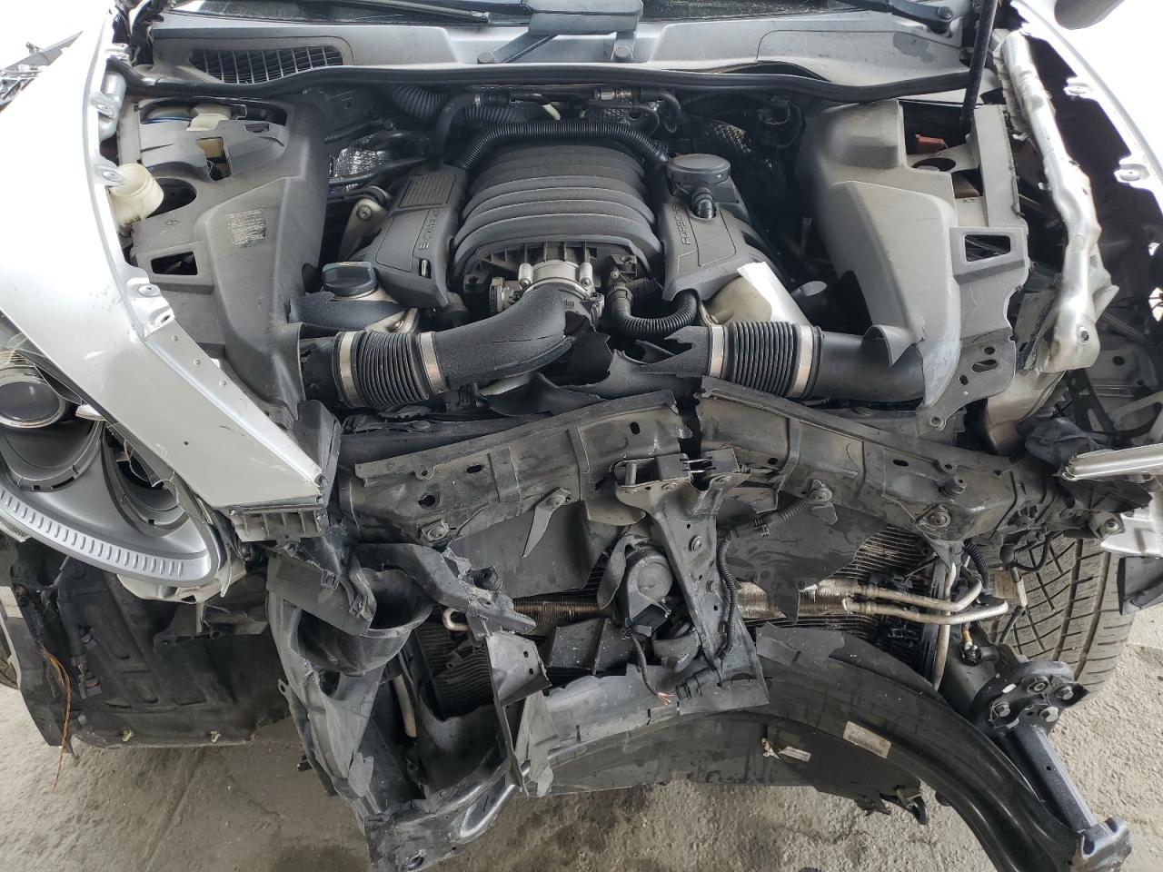 2012 Porsche Cayenne S VIN: WP1AB2A20CLA44561 Lot: 81902525