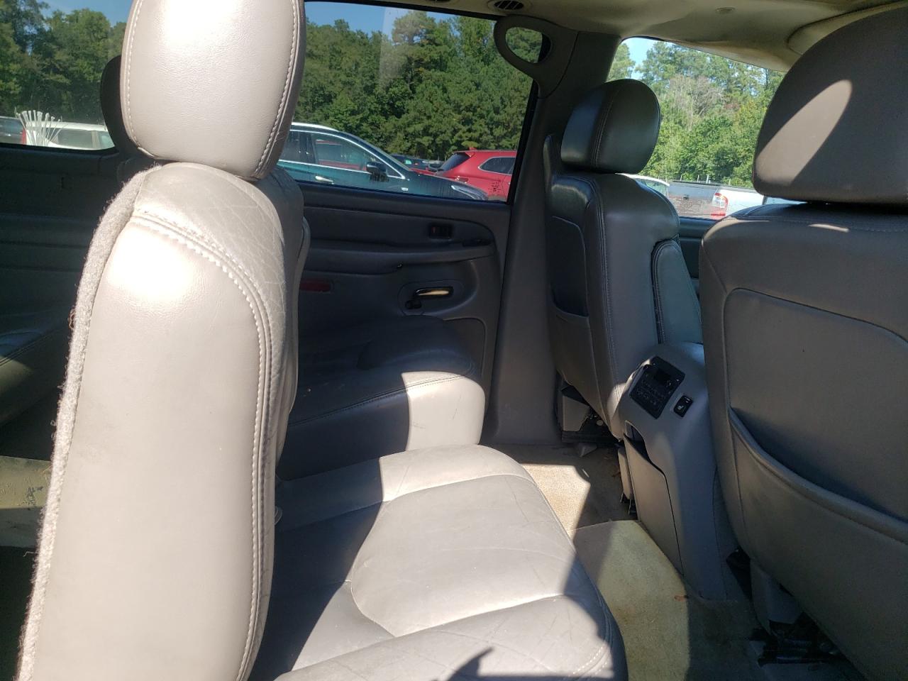 2004 GMC Yukon Xl Denali VIN: 1GKFK66U04J241417 Lot: 82048975