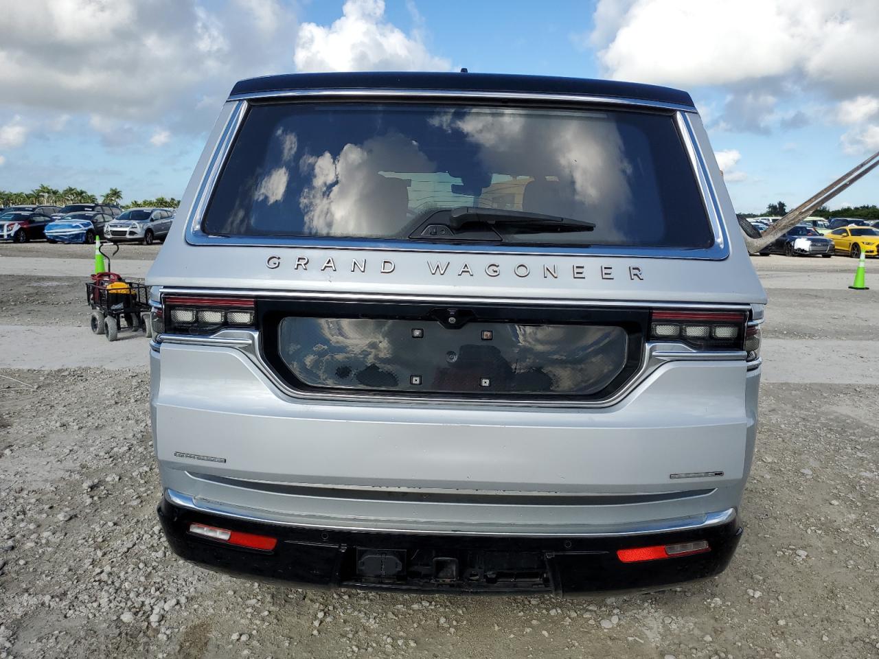 2022 Jeep Grand Wagoneer Series Iii VIN: 1C4SJVGJ1NS168324 Lot: 81787855