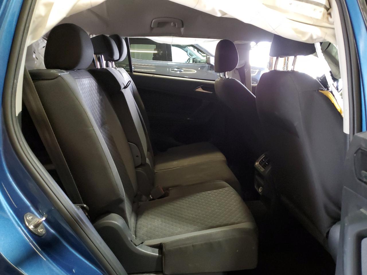 2018 Volkswagen Tiguan S VIN: 3VV1B7AX6JM050422 Lot: 80963635