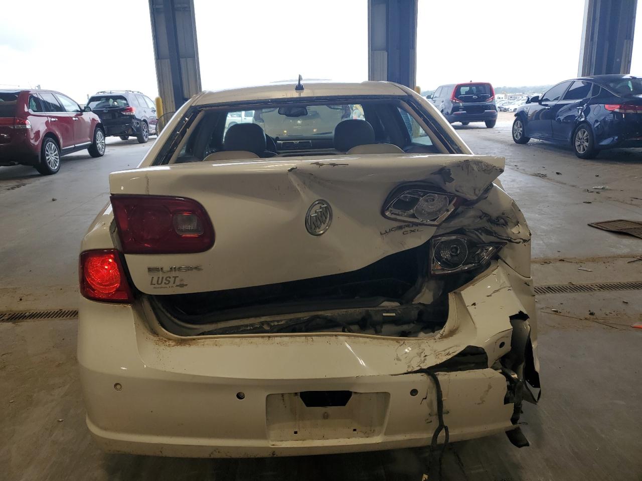 1G4HD57267U156912 BUICK LUCERNE 2007 WHITE Photo 6