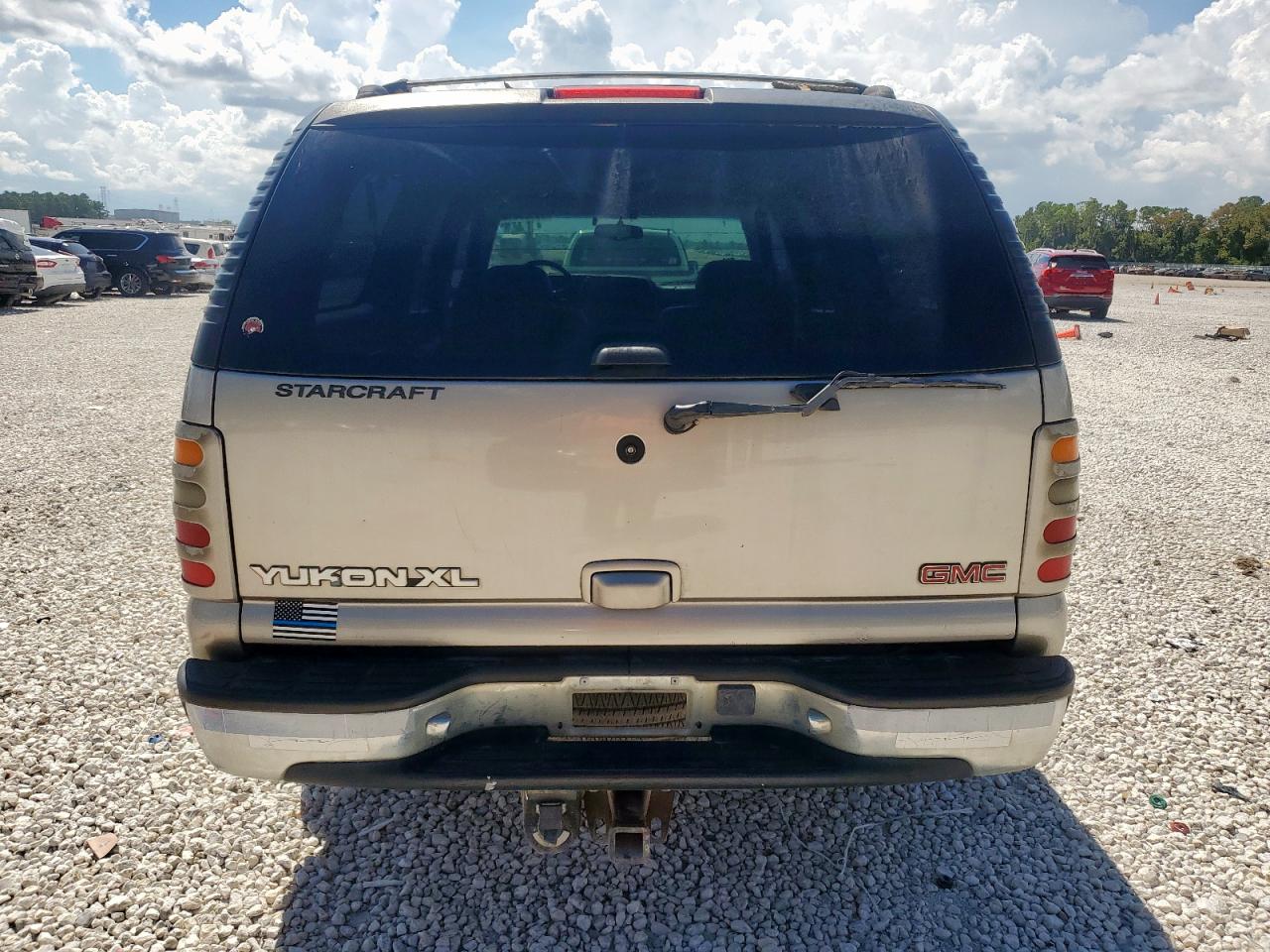 2001 GMC Yukon Xl C1500 VIN: 3GKEC16T81G148466 Lot: 81295105