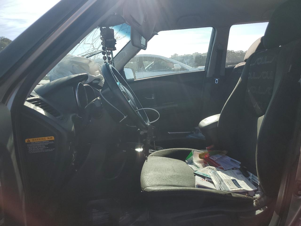 2013 Kia Soul + VIN: KNDJT2A66D7570673 Lot: 81756565