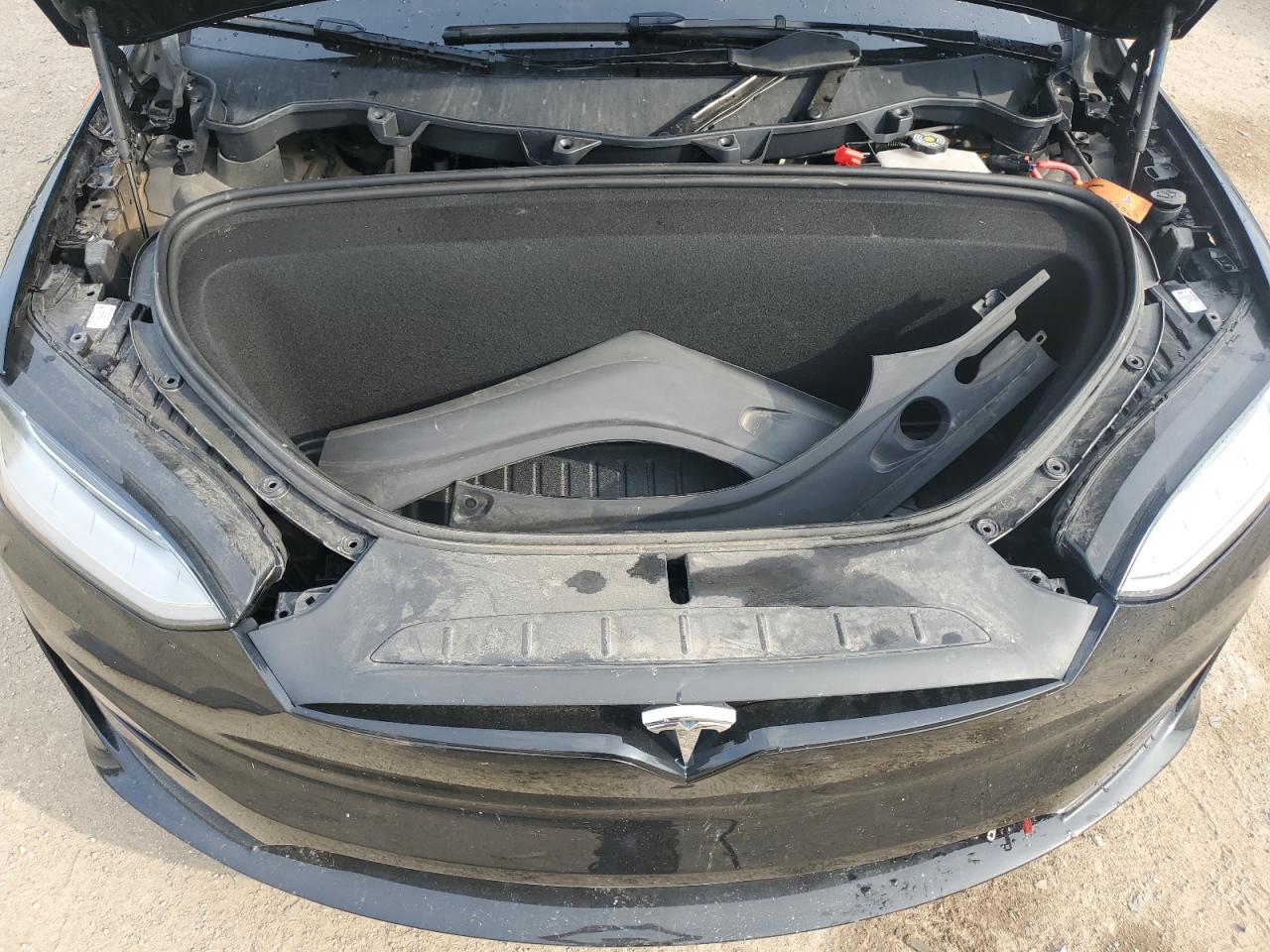 2023 Tesla Model X VIN: 7SAXCAE53PF385021 Lot: 83853565