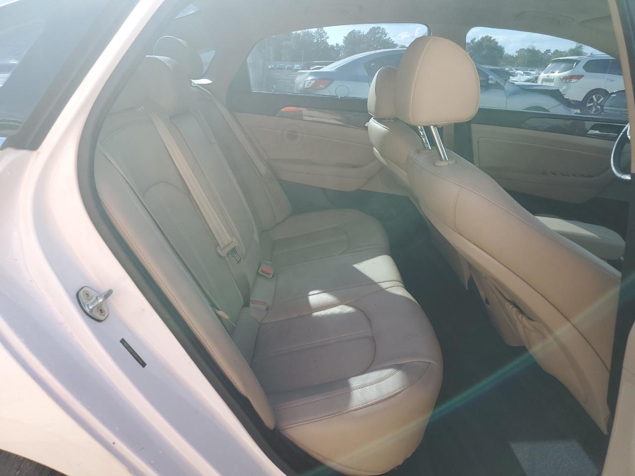 2018 Hyundai Sonata Sport VIN: 5NPE34AF7JH667448 Lot: 84016325