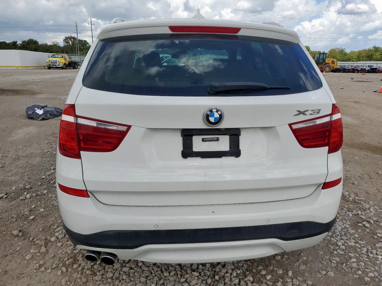 2017 BMW X3 Sdrive28I VIN: 5UXWZ7C30H0X43038 Lot: 81493035