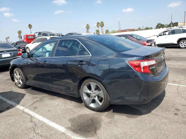 Sedans TOYOTA CAMRY 2014 Czarny