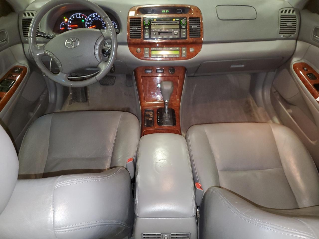 2005 Toyota Camry Le VIN: 4T1BF30K55U095614 Lot: 71529435