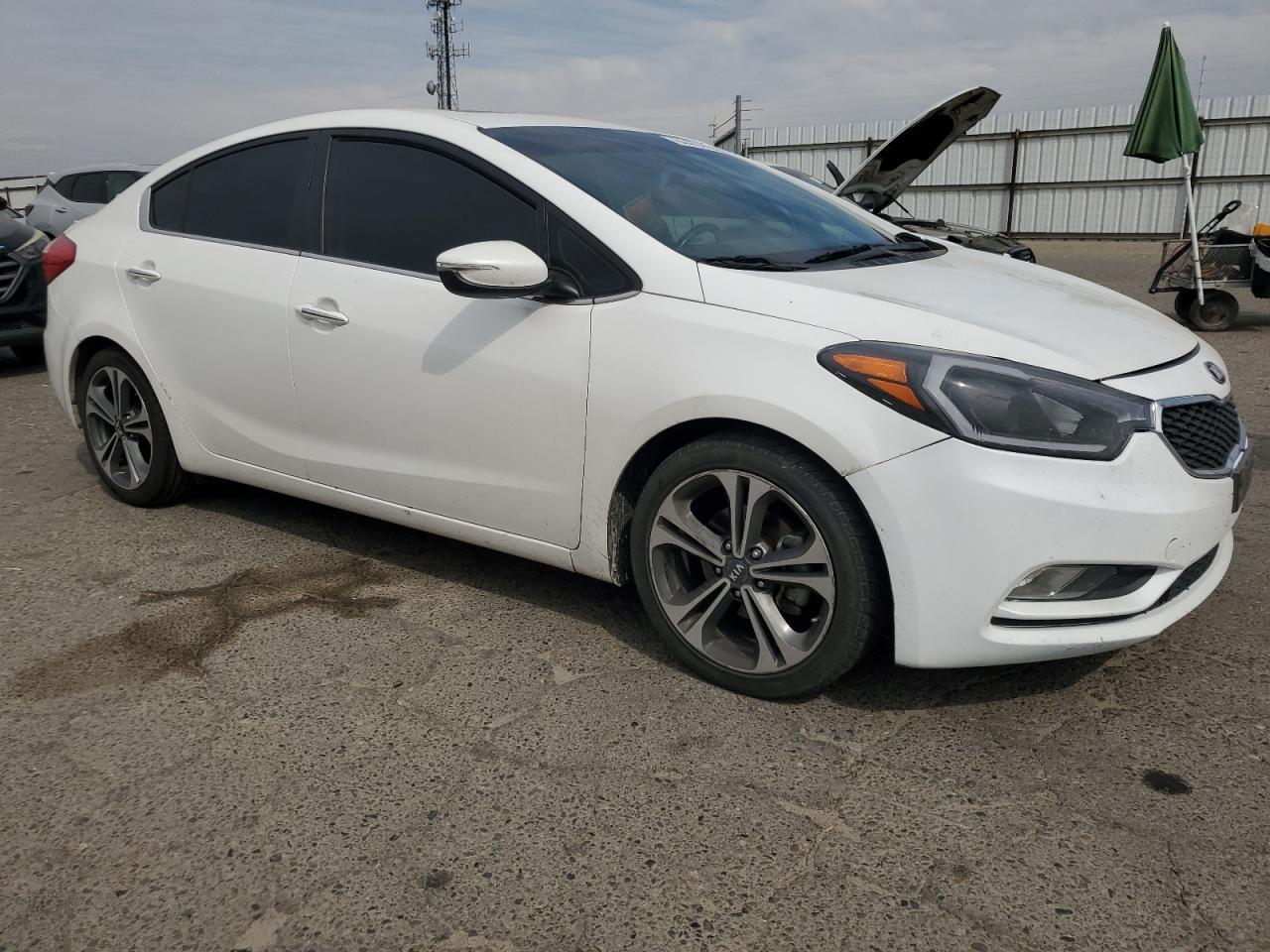 2015 Kia Forte Ex VIN: KNAFZ4A87F5373752 Lot: 84405455