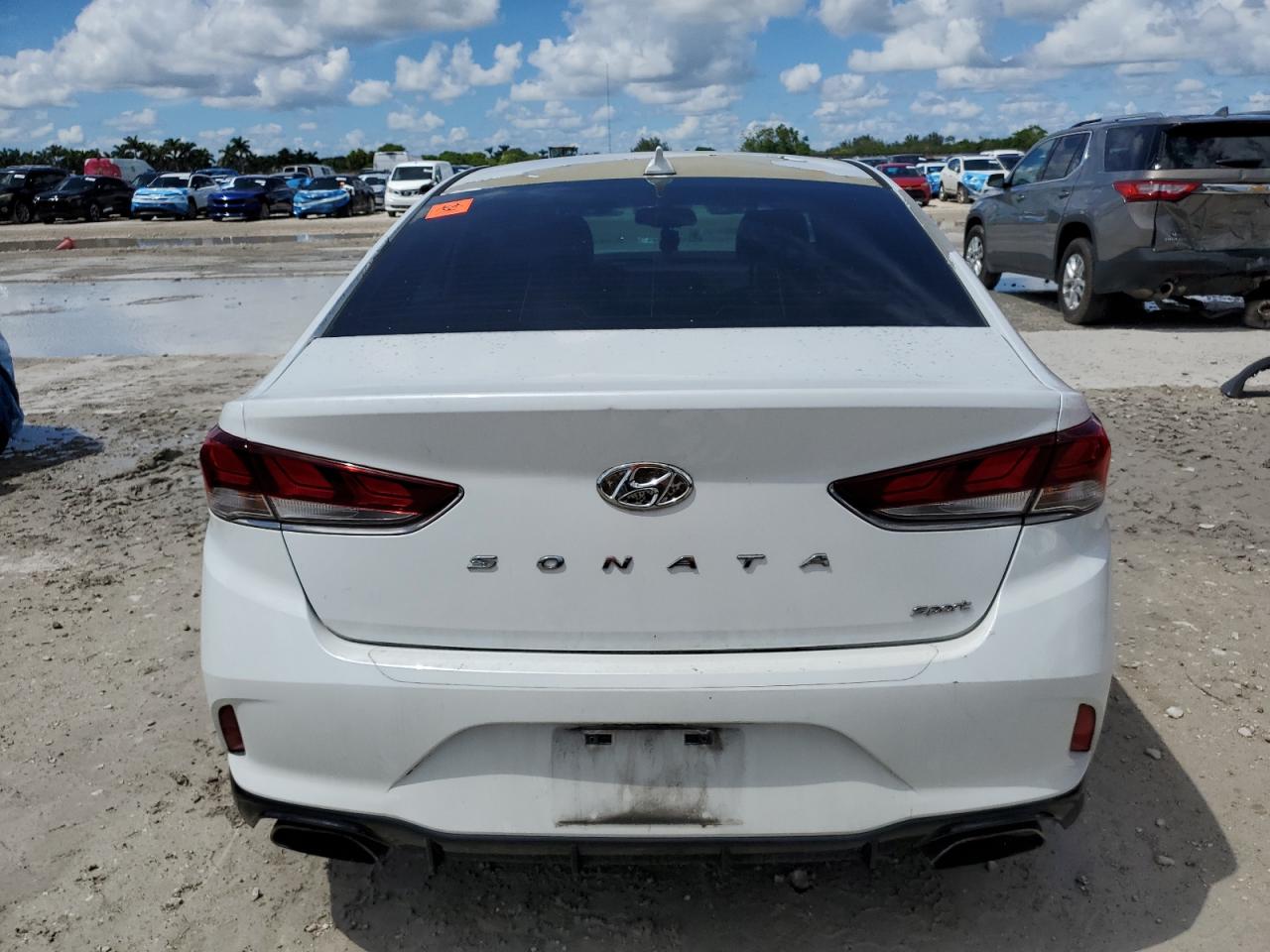 2018 Hyundai Sonata Sport VIN: 5NPE34AFXJH661790 Lot: 81379775