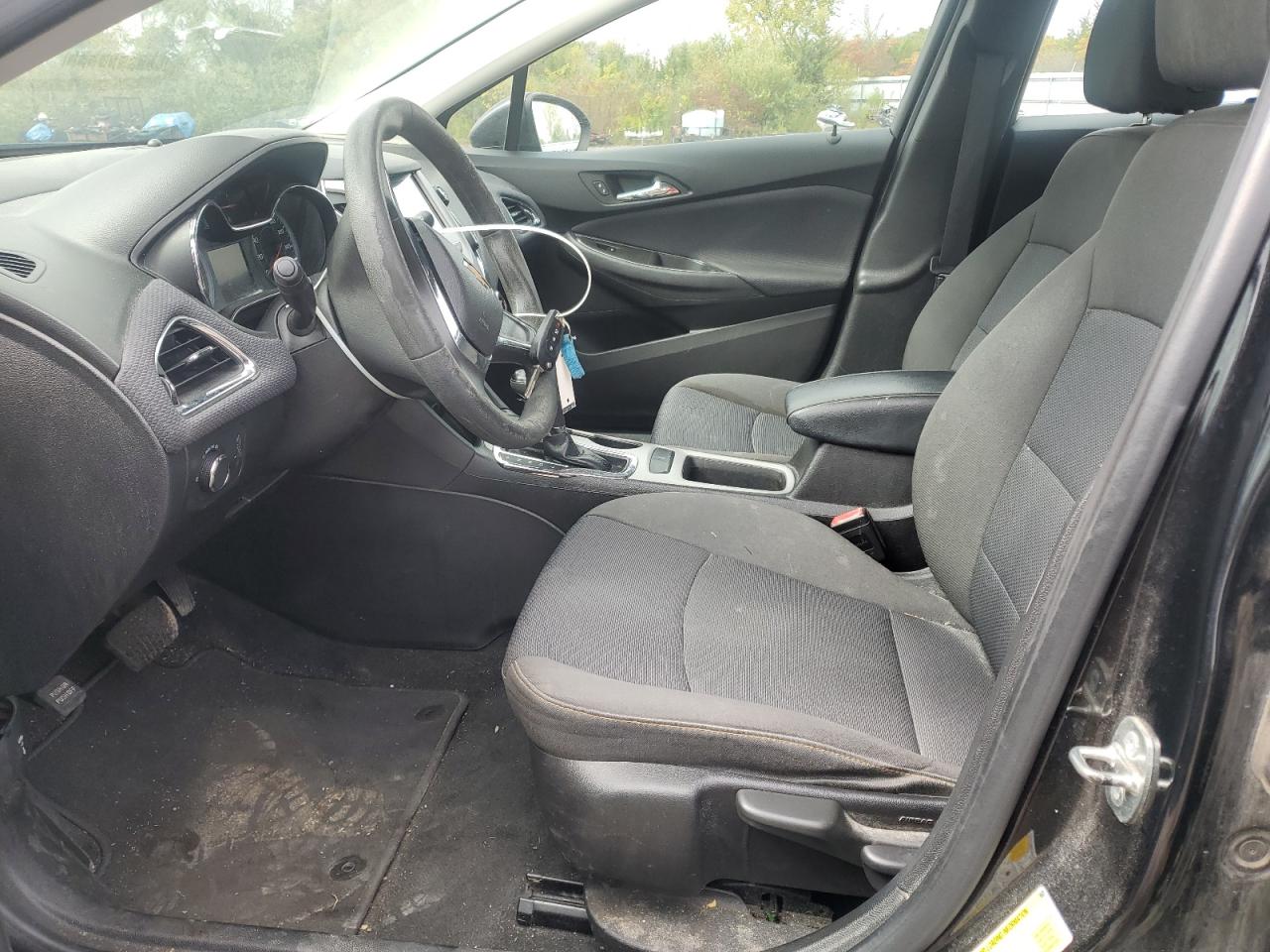 2018 Chevrolet Cruze Ls VIN: 1G1BC5SM8J7237429 Lot: 82156305