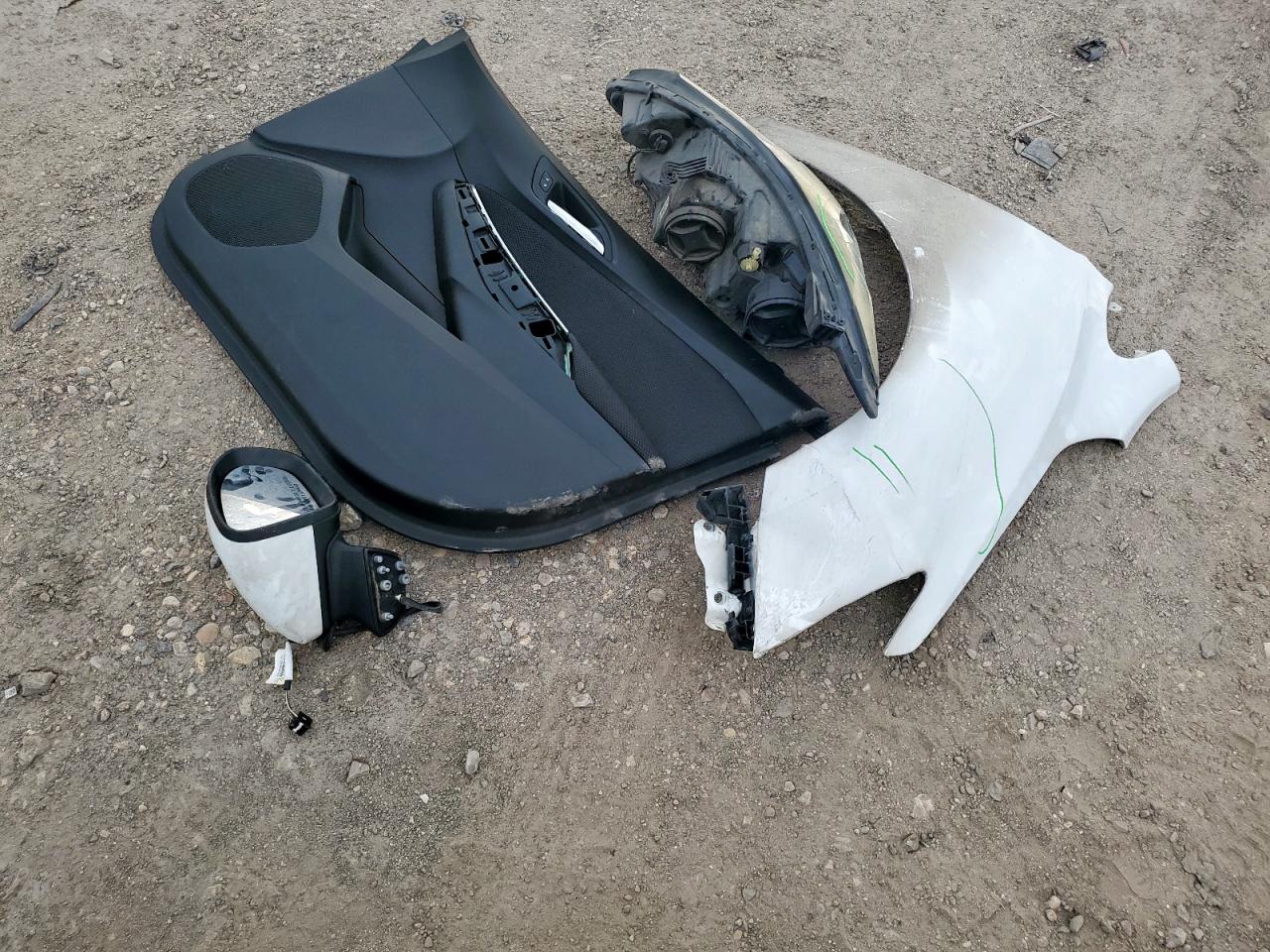 2017 Chevrolet Cruze Ls VIN: 1G1BC5SM2H7164651 Lot: 84215235