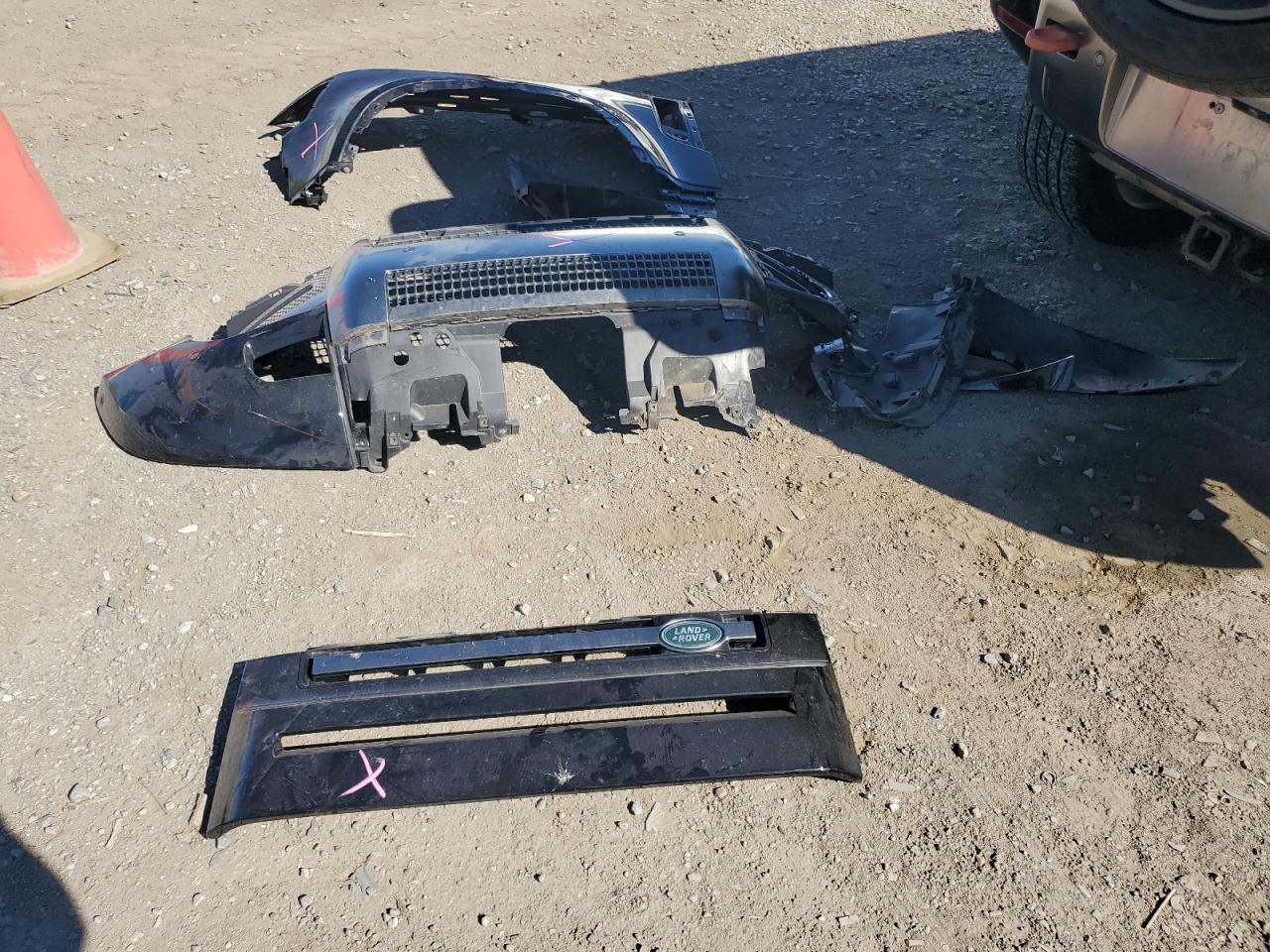 2020 Land Rover Defender 110 X VIN: SALEXEEU9L2018329 Lot: 71129195