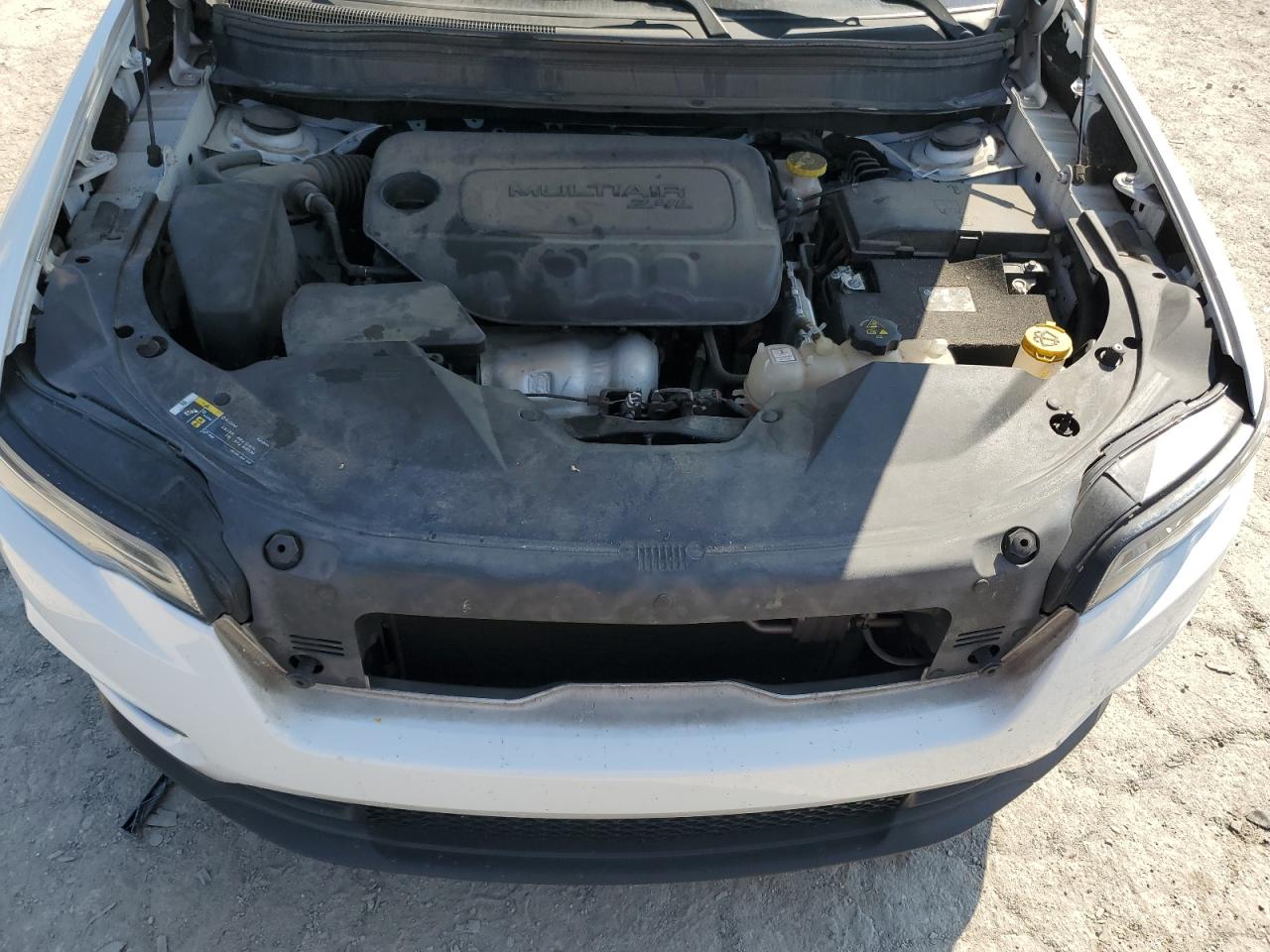 2020 Jeep Cherokee Latitude VIN: 1C4PJLCB7LD615135 Lot: 81102775